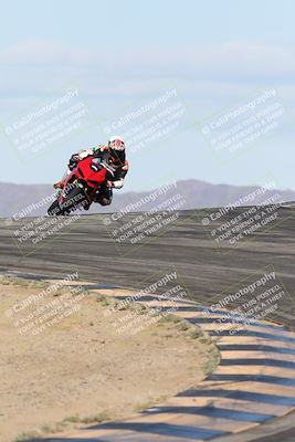 media/Nov-16-2025-Race Pace (Sun) [[8c5fa54630]]/Verified Riders/1-Turns 9 and 10 (925am)/